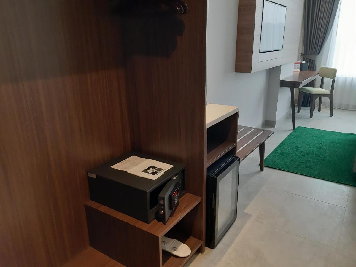 Deluxe Queen Room,1032219194:JPEG